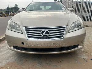 Lexus ES 350 2010 Gold