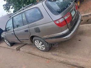 Toyota Carina E 1998 Brown