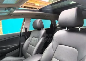 Hyundai Tucson Limited AWD 2017 Pink