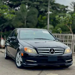 Mercedes-Benz C300 Sport Sedan RWD (3.0L 6cyl 6M) 2010 Black