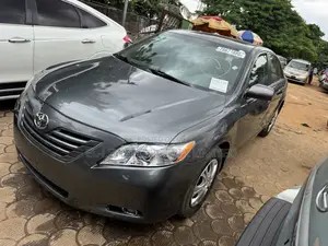 Toyota Camry 2.4 LE 2008 Gray