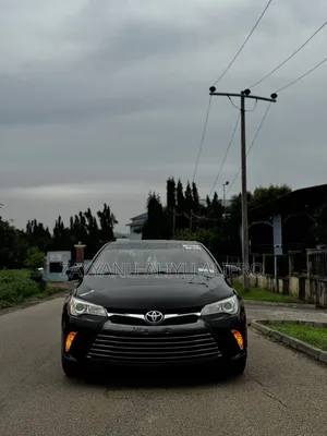 Toyota Camry 2016 Black
