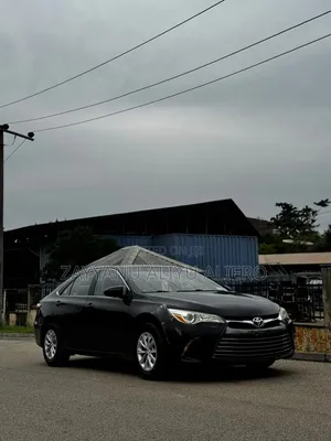 Toyota Camry 2016 Black