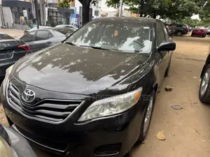 Toyota Camry LE 4dr Sedan (2.5L 4cyl 6AM) 2010 Black