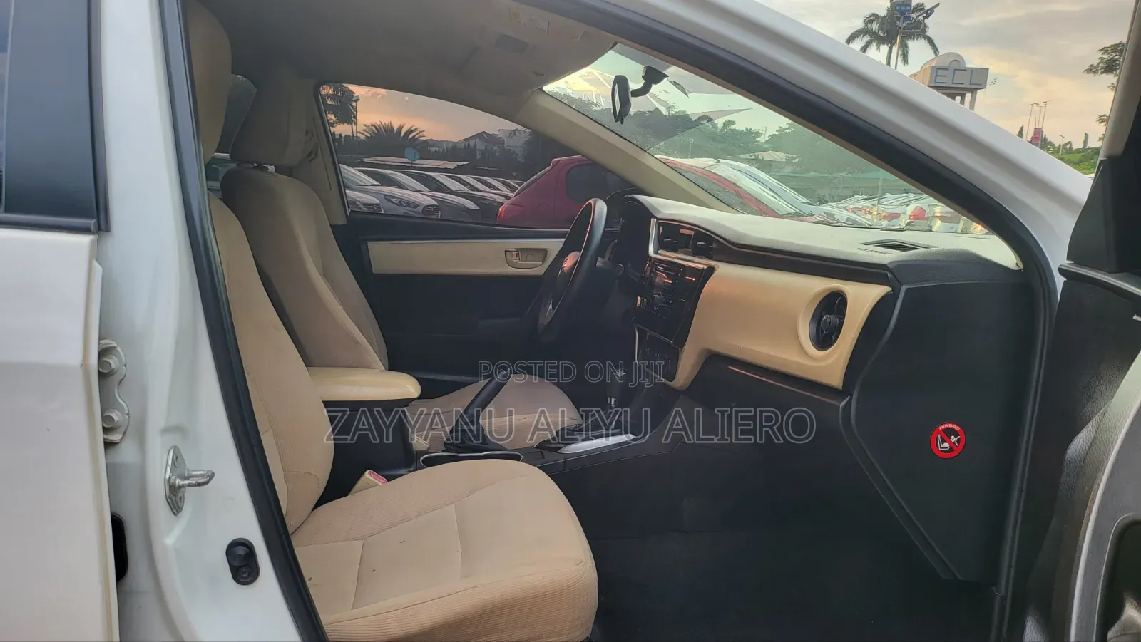 Toyota Corolla 2018 White
