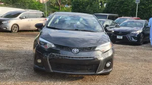 Toyota Corolla 2015 Black