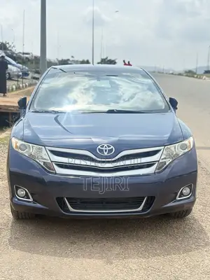 Toyota Venza XLE 2015 Blue
