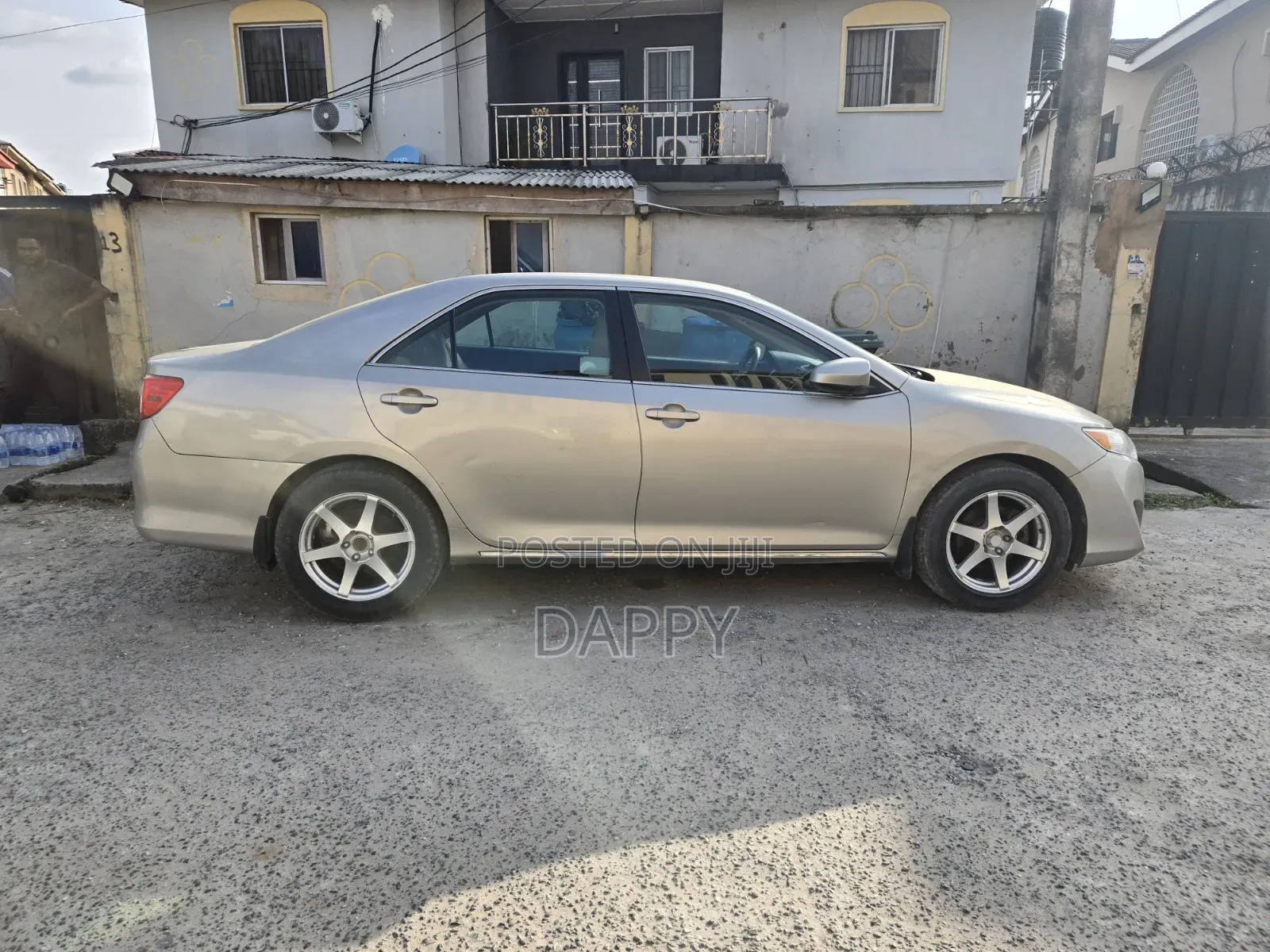 Toyota Camry 2012 Off white