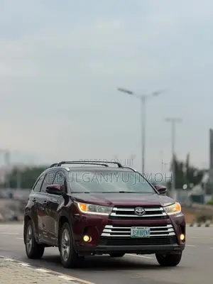 Toyota Highlander 2016 Maroon