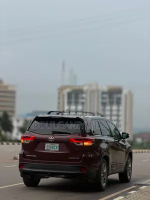 Toyota Highlander 2016 Maroon