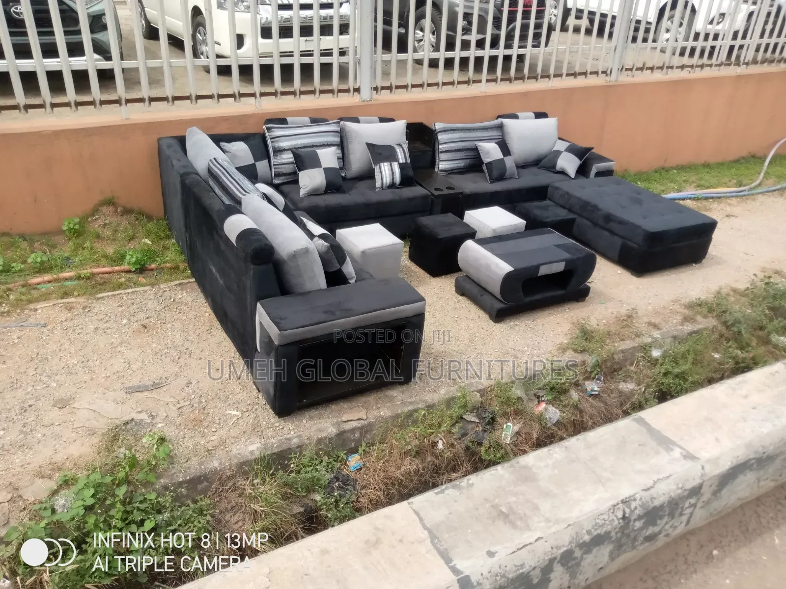 Quality U Shape With Center Table and Ottoman