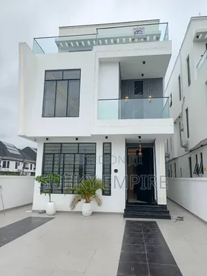 5bdrm Duplex in Lekki Phase 1 for sale