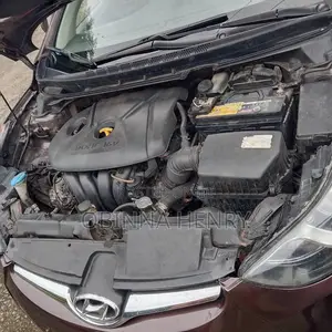 Hyundai Elantra Limited PZEV 4dr Sedan (1.8L 4cyl 6A) 2015 Brown