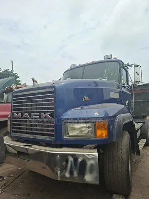 New Arrival CL Mack Ten Tyres Head Truck With Superb Engine Dm700 Axle