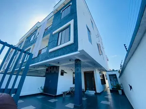 4bdrm Duplex in Lekki Phase 1 for sale