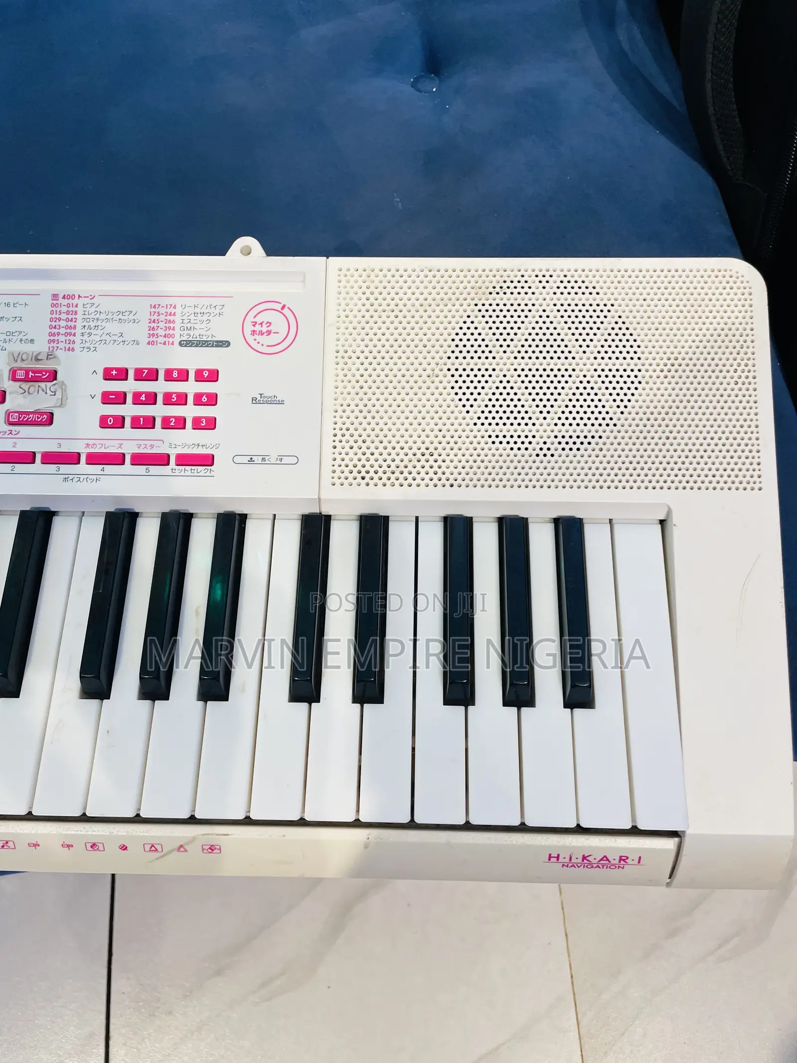 Casio LK-121 Key-Lighting Keyboard White 61 Keys With Adapter