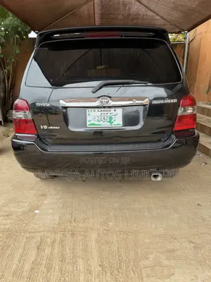 Toyota Highlander Limited V6 2005 Black