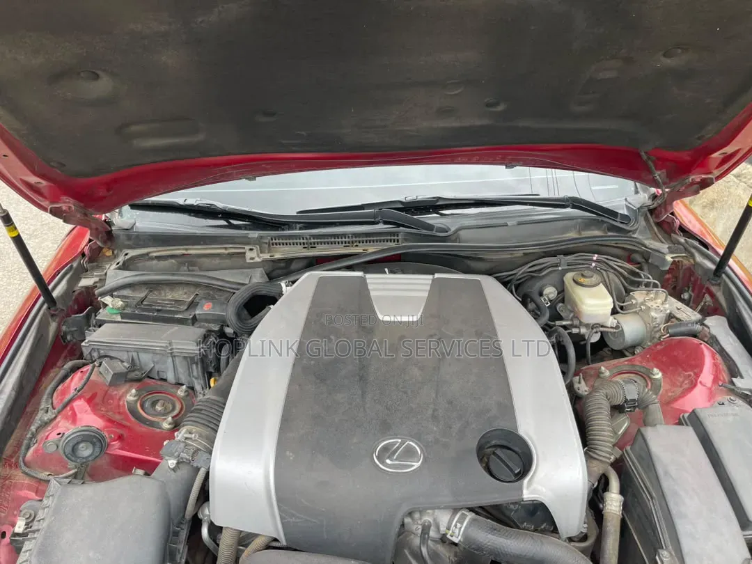 Lexus LS 2014 Red