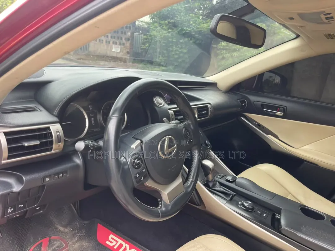 Lexus LS 2014 Red