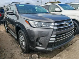 Toyota Highlander 2015 Gray
