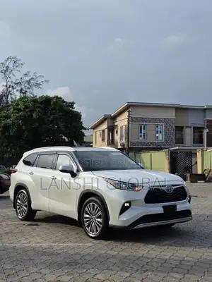 Toyota Highlander Platinum AWD 2020 White