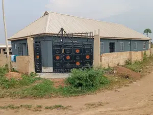 6bdrm Bungalow in Alamuku Area, Ifo for sale