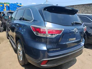 Toyota Highlander 2016 Blue
