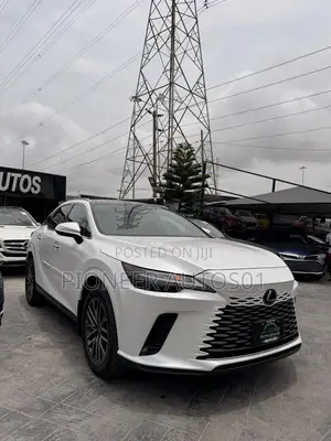 Lexus RX 350 AWD 2025 White