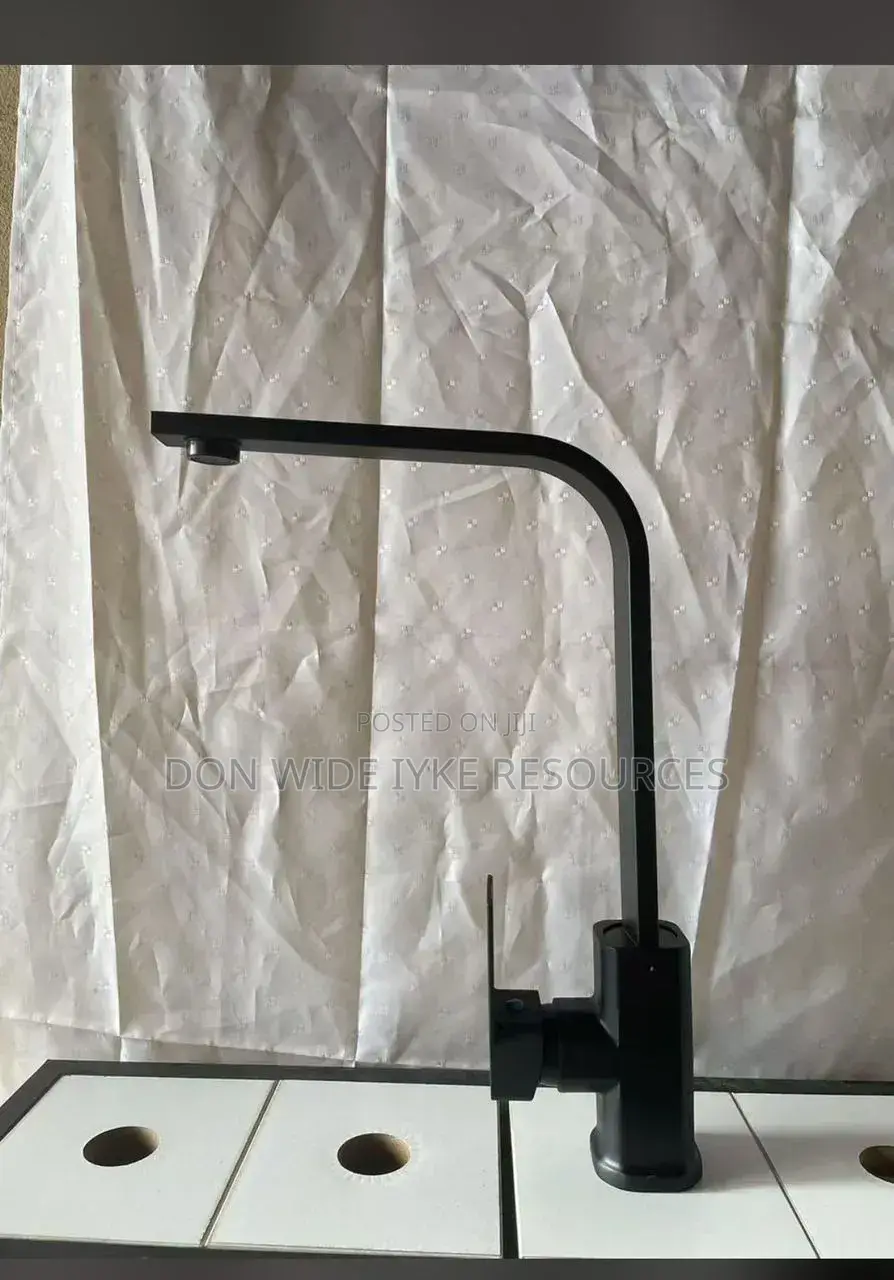Black Anti Rust Squre Sink Mixer (L-Shape)