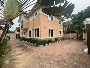 5bdrm House in Banana Island for rent