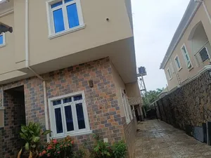 Furnished 4bdrm Duplex in Same Global Estate, Dakwo District for sale