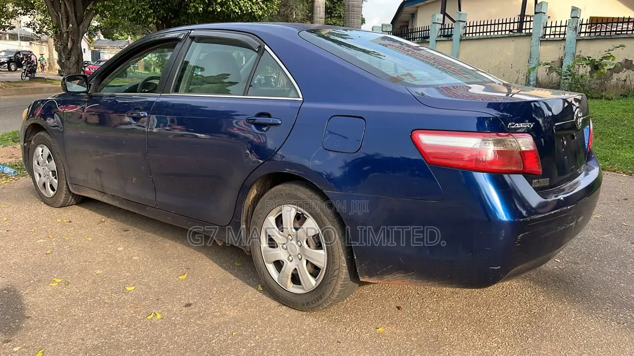 Toyota Camry 2007 Blue