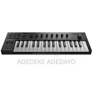 Native Instruments Komplete Kontrol M32 MIDI Controller Keyboard