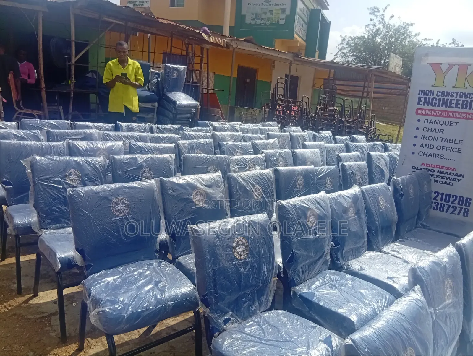 BANQUET Chairs