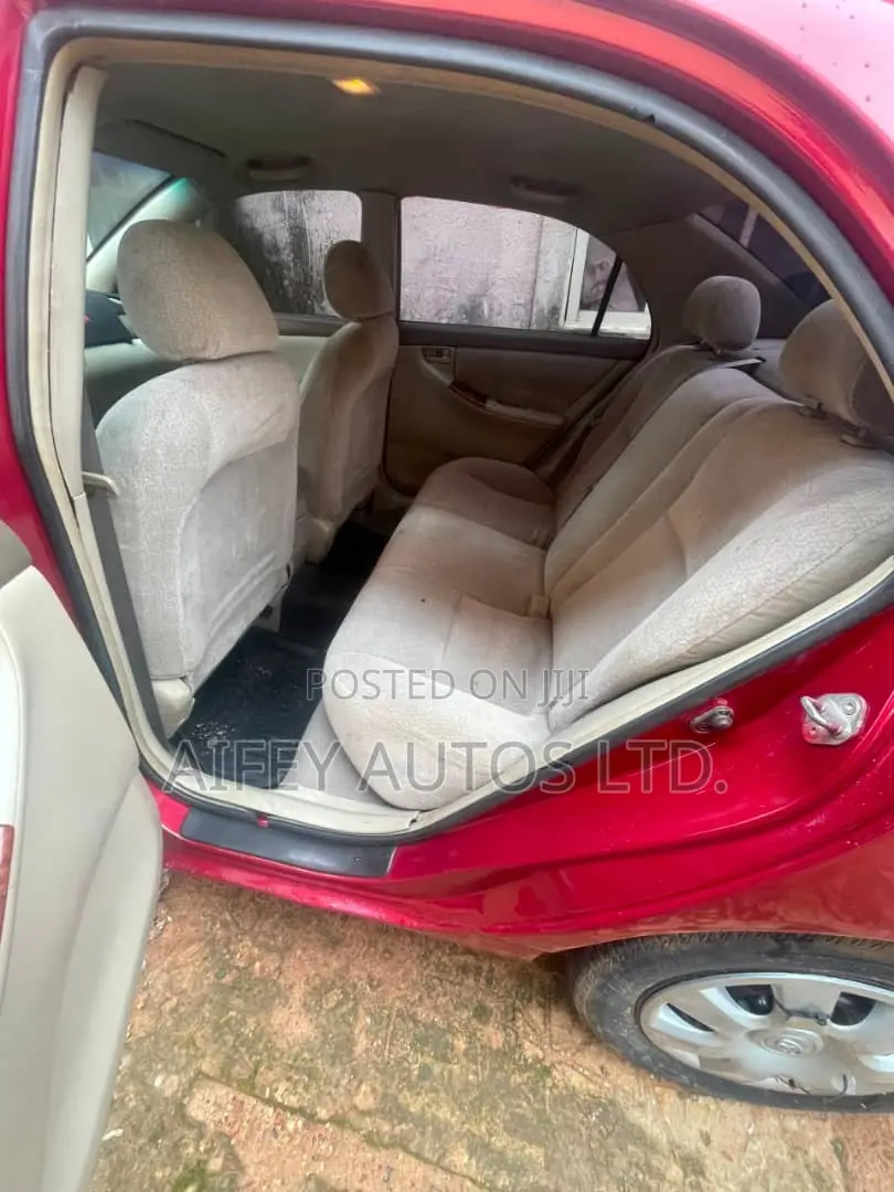 Toyota Corolla 2004 Red