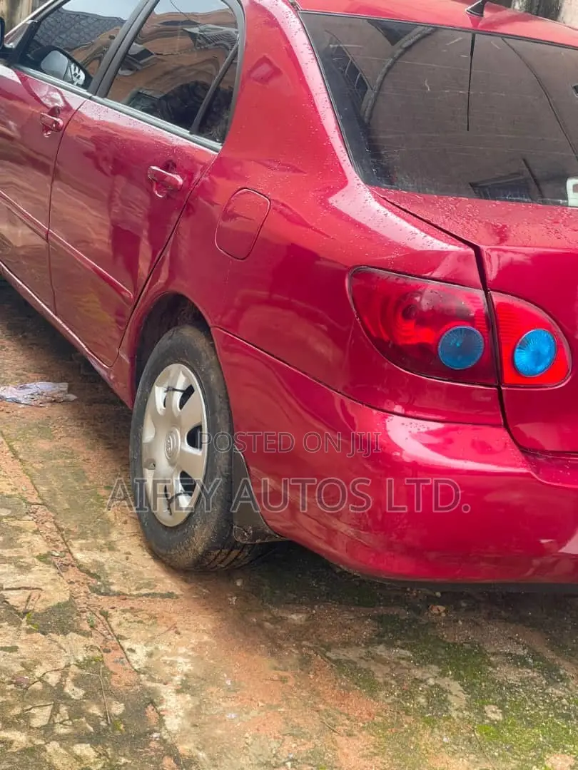 Toyota Corolla 2004 Red