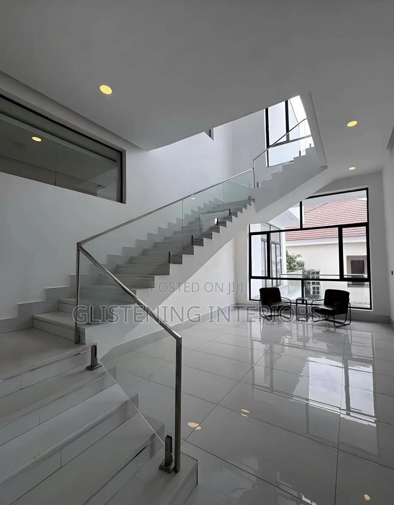 Staircase 10mm Plain Tempered Glass