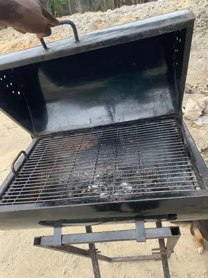 Barbecue Grill Stand