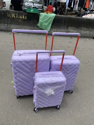 Traveling Luggage Set 200,000