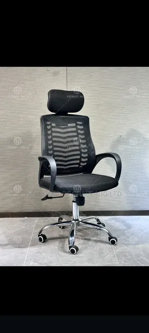 Victory Office Chair With Headrest