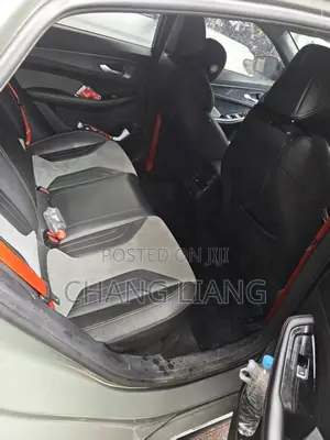 Geely Emgrand EC7 2022