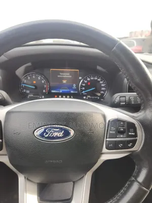 Ford Explorer 2022 Gray