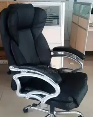 Boss Office Chair With Padded Hands