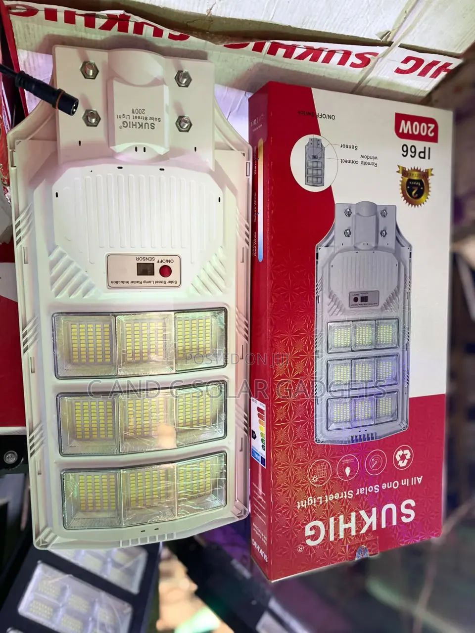 SUKHIG 200w Solar Street Light 9eyes