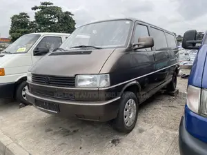 Volkswagen Transporter 2004 Brown