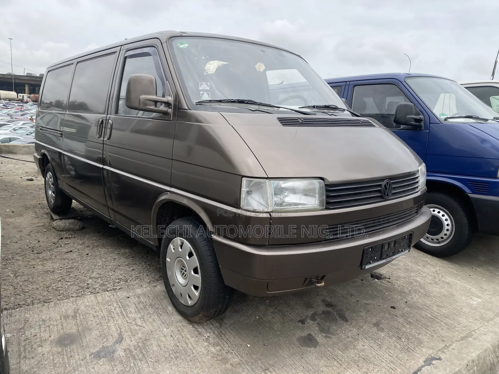 Volkswagen Transporter 2004 Brown