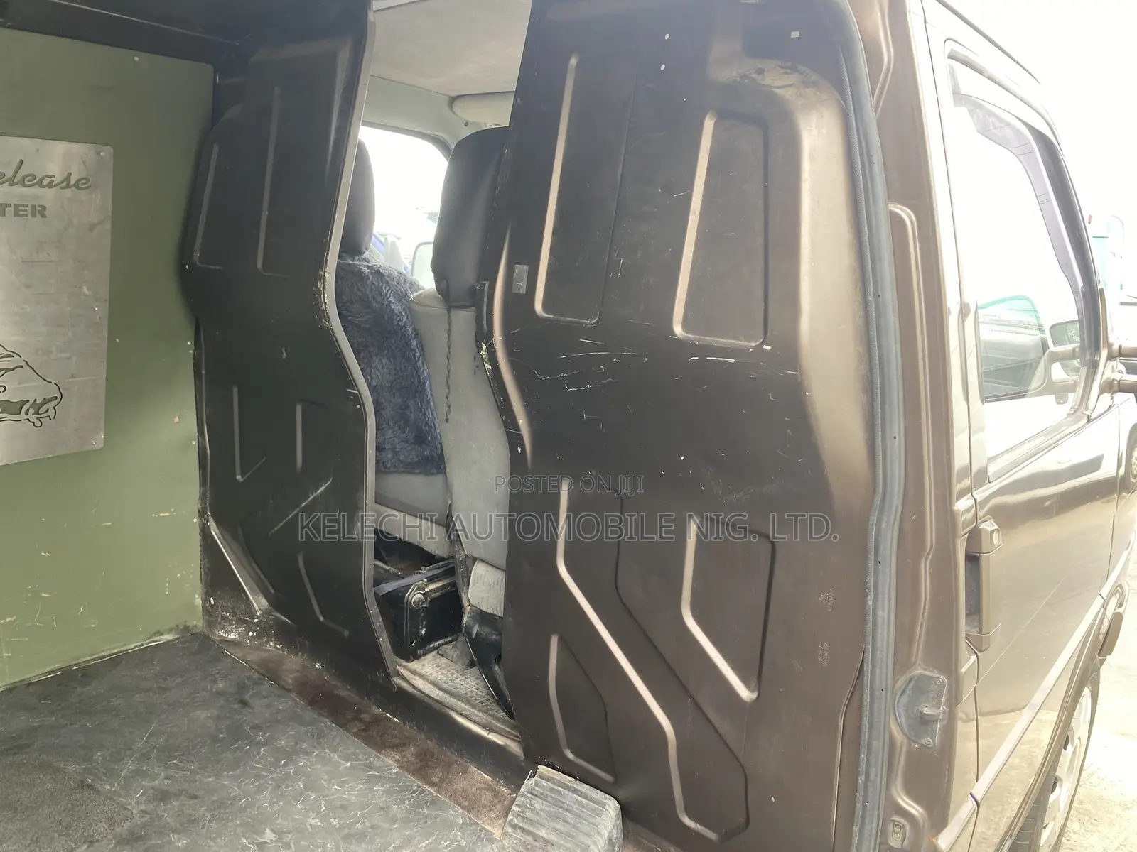 Volkswagen Transporter 2004 Brown