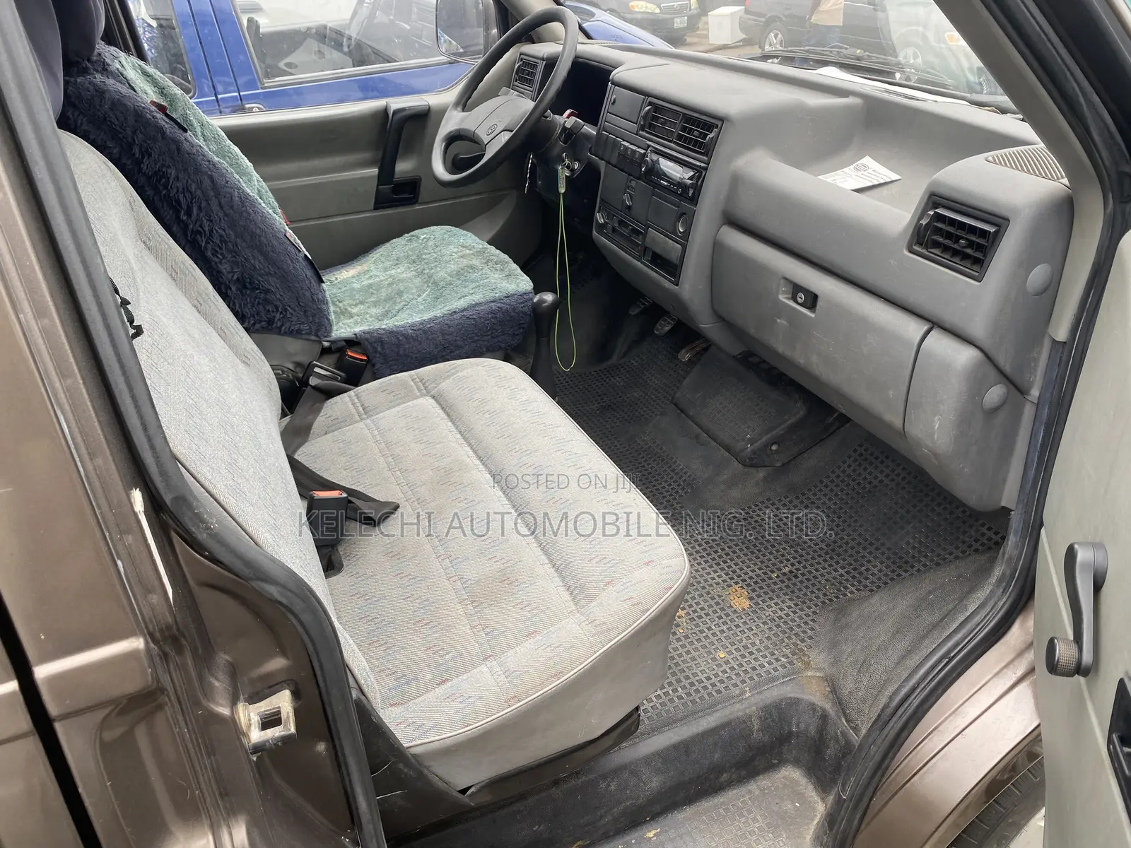 Volkswagen Transporter 2004 Brown