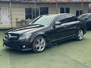 Mercedes-Benz C300 Luxury Sedan RWD (3.0L 6cyl 7A) 2009 Black