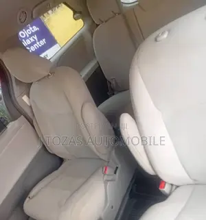 Toyota Sienna 2015 Silver